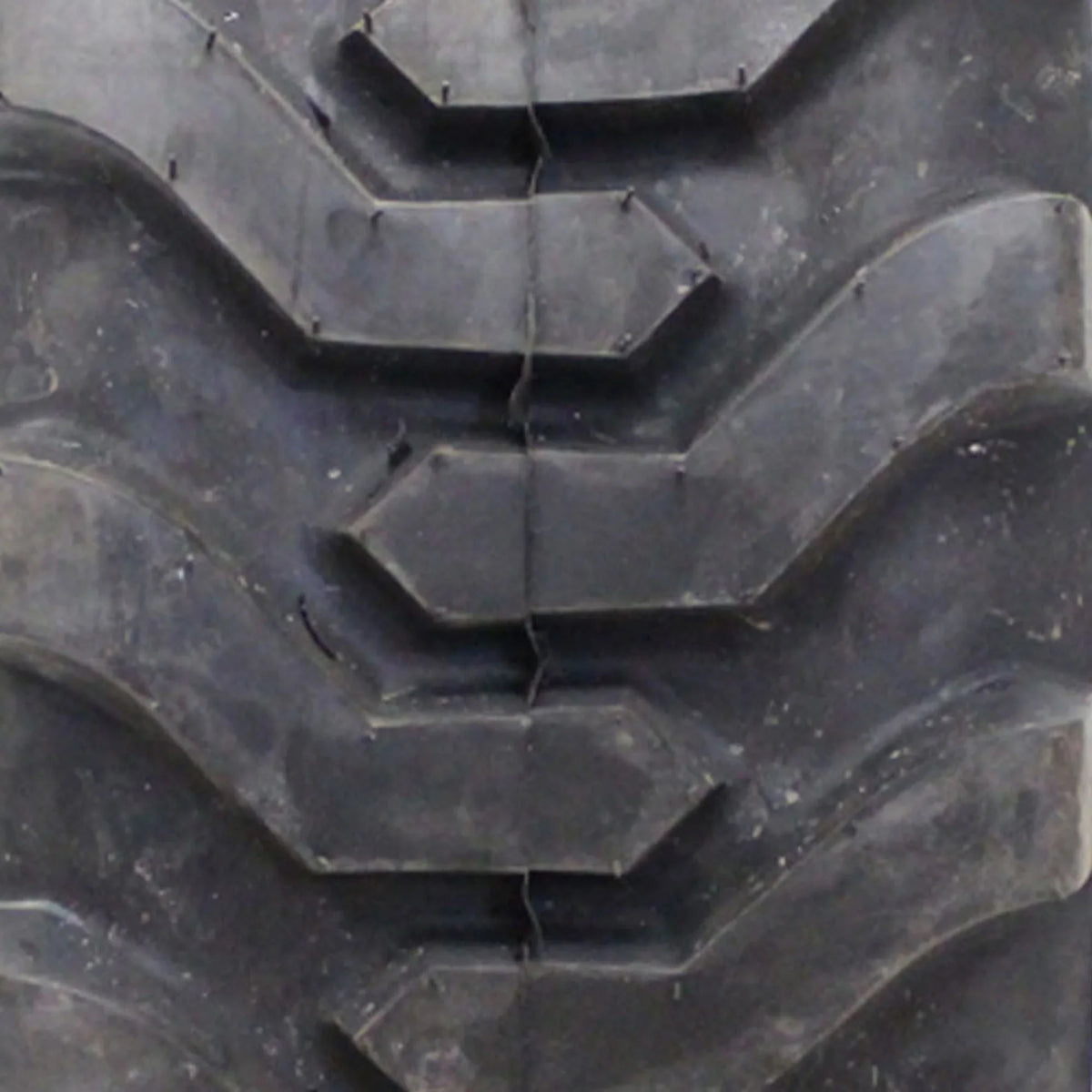 Carlstar Trac Chief 23X8.50-12 101A2  Industrial Tire