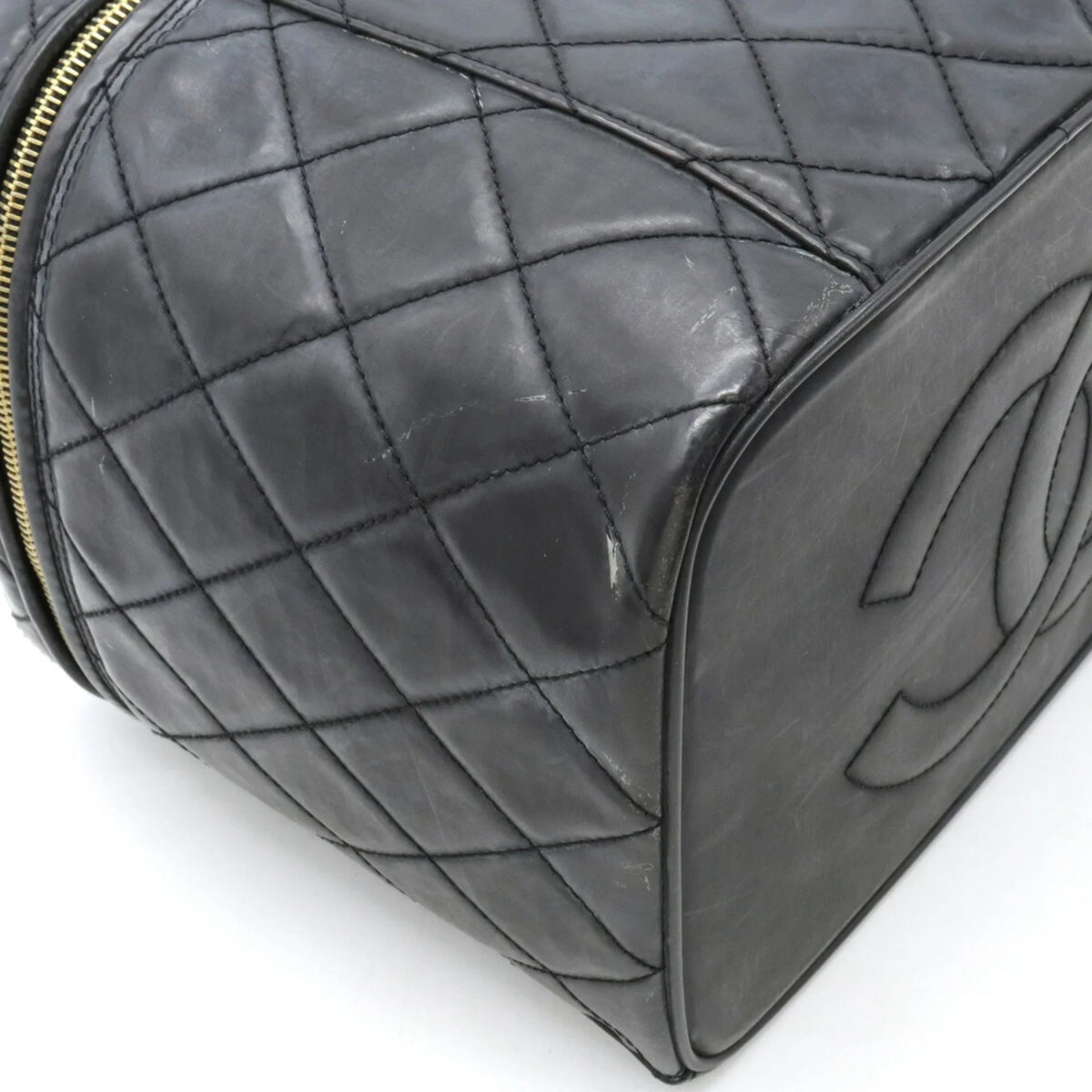 Pre-Owned  Chanel Matelasse Coco Mark Vanity Bag Handbag Shoulder Leather Black (Fair)